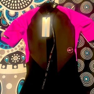 O’Neil short wet suit NWT pink and black